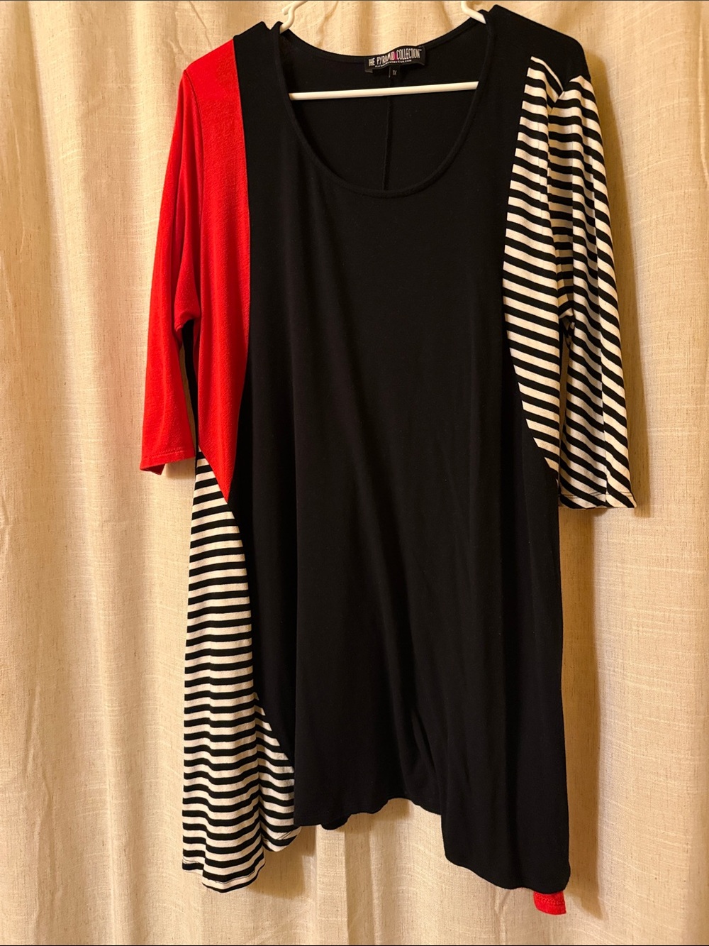 The Pyramid Collection Black & Red Colorblock Scoop Tunic with Stripes